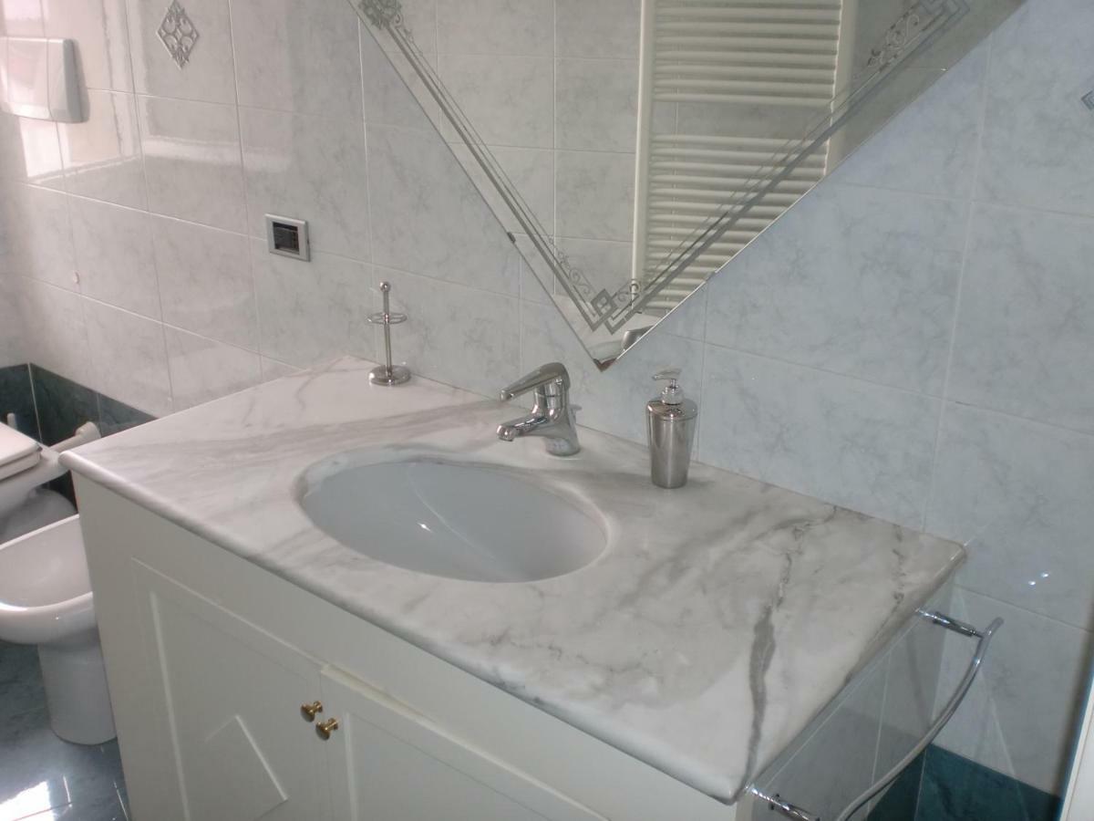 Casa Di Niky Apartment ซานเรโม ภายนอก รูปภาพ
